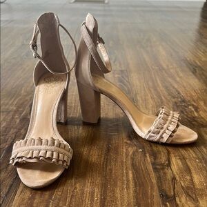 Vince Camuto Tan Heels for Elegant Style